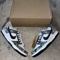 Nike Dunk Low “Floral Tapestry” 🪻