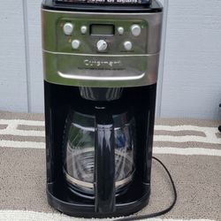 Cuisinart 12-Cup Programmable Coffeemaker - Stainless Steel/Black