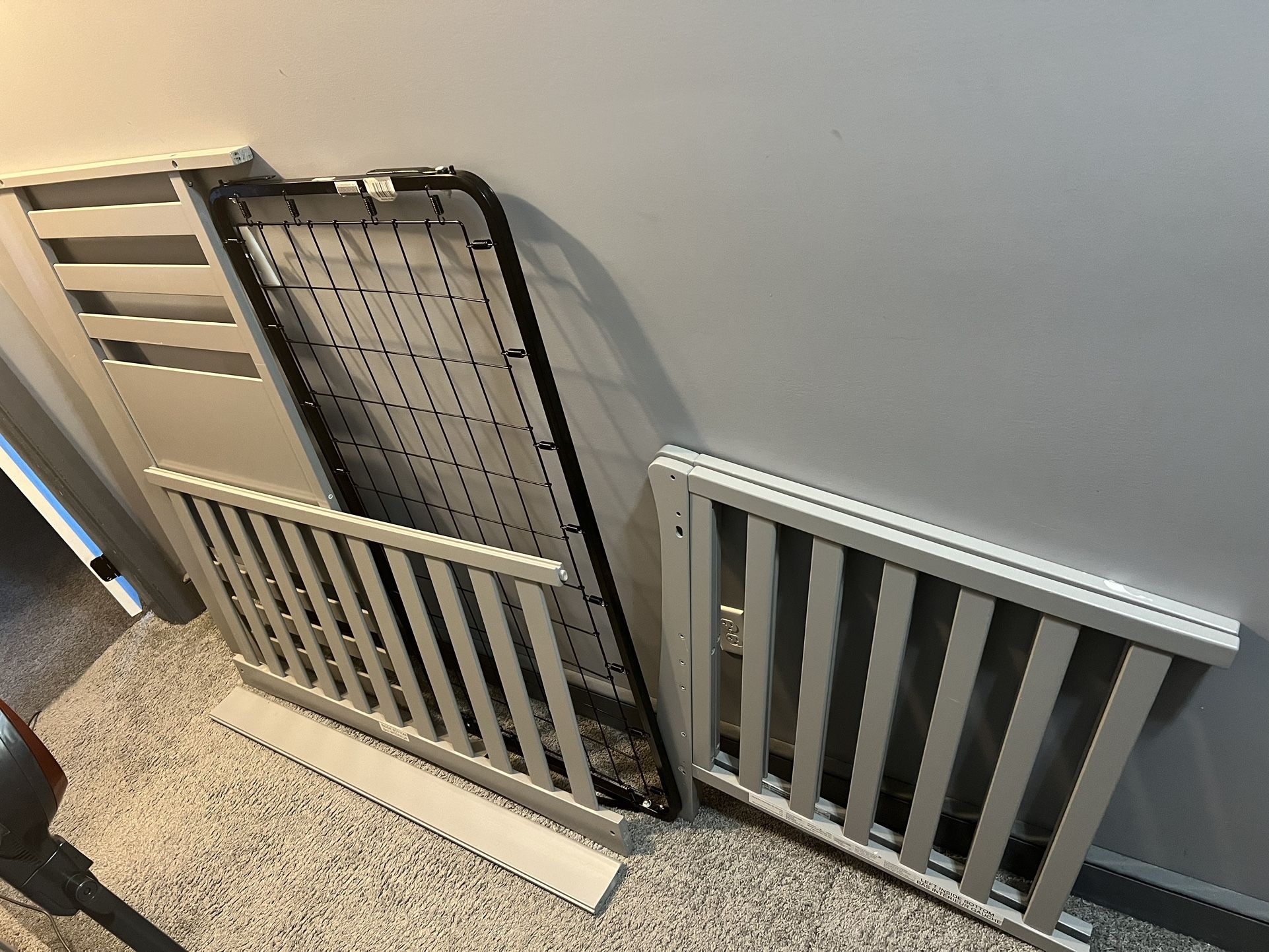 baby crib