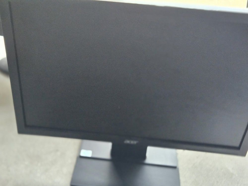 ACER LCD MONITOR 19.5 INCHES