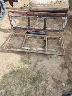 Seat frame