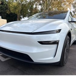 2025-2026 Tesla Model Y Juniper Head Light Lightbar Precut Smoked Tint Film / PPF