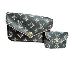 Louis Vuitton Felicie Strap & Go Handbag Fall for You Monogram Canvas black/pink