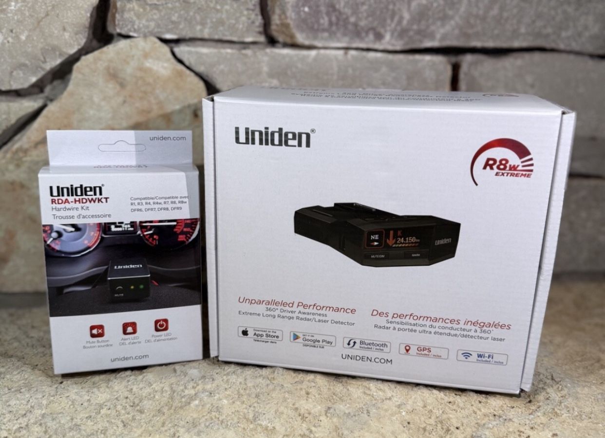 UNIDEN R8W
