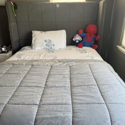 Queen Bed With Mattress And Side Table