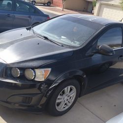Chevrolet Sonic lt 1.8 2012