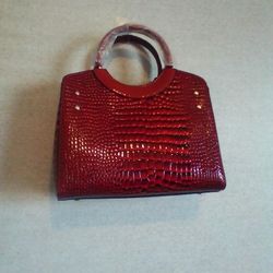 Elegant Croc Embossed Burgundy Handbag Set Luxury Style Two-piece Purse Plus Matching Clutch