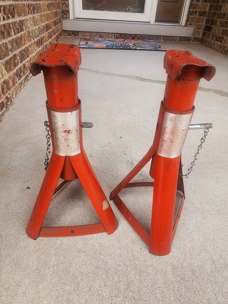 Jack Stands 