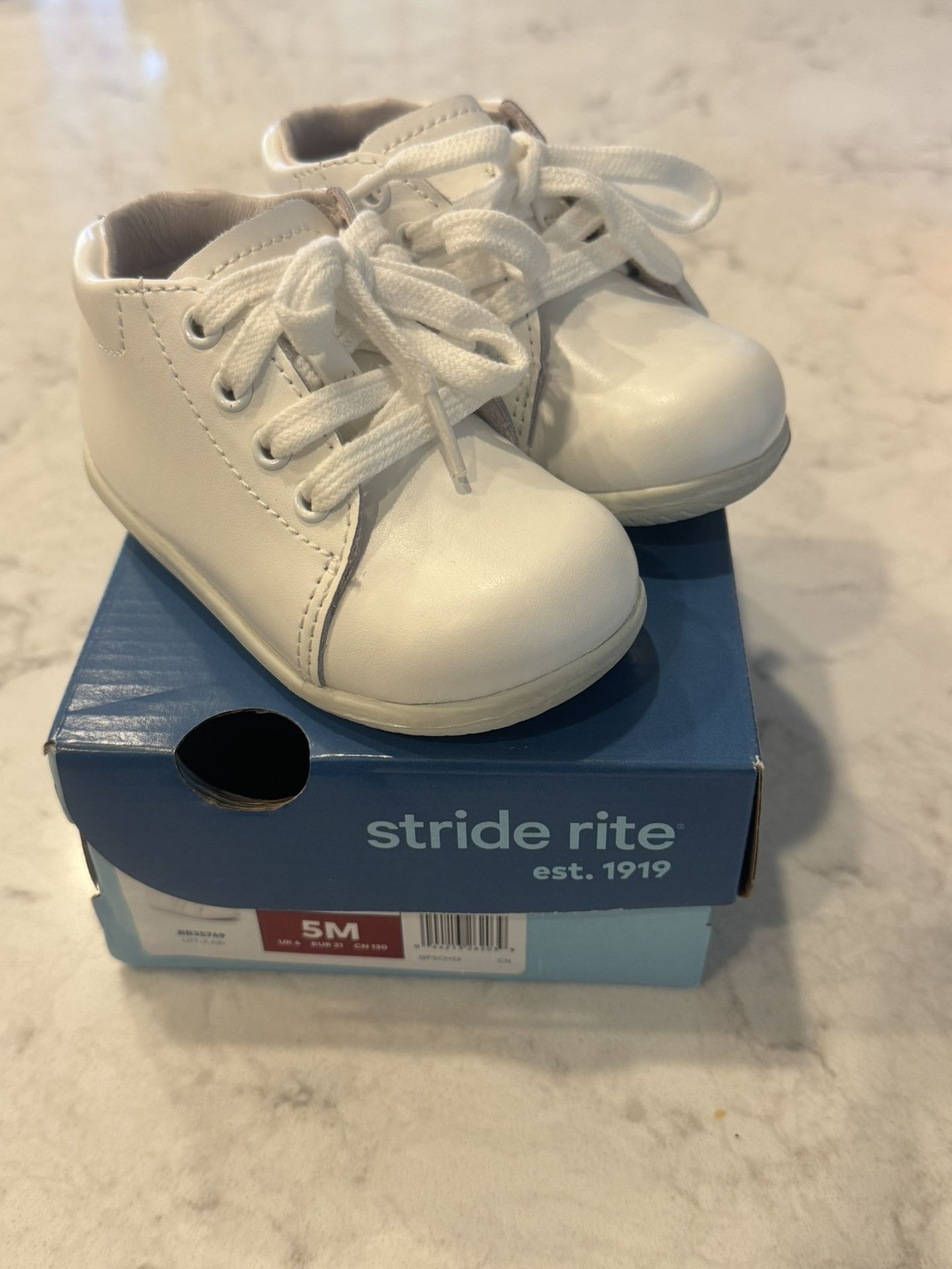 Stride Rite Eliot Shoe
