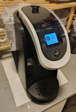 Keurig 2.0 Keurig 2.0 K200 Coffee Maker with 24-Pod Storage Base - Black