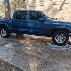 2004 Dodge Dakota