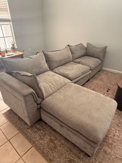 Gray Modular Sectional Couch with Storage Ottoman – Like New