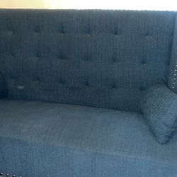 Couch/bench And Miorr