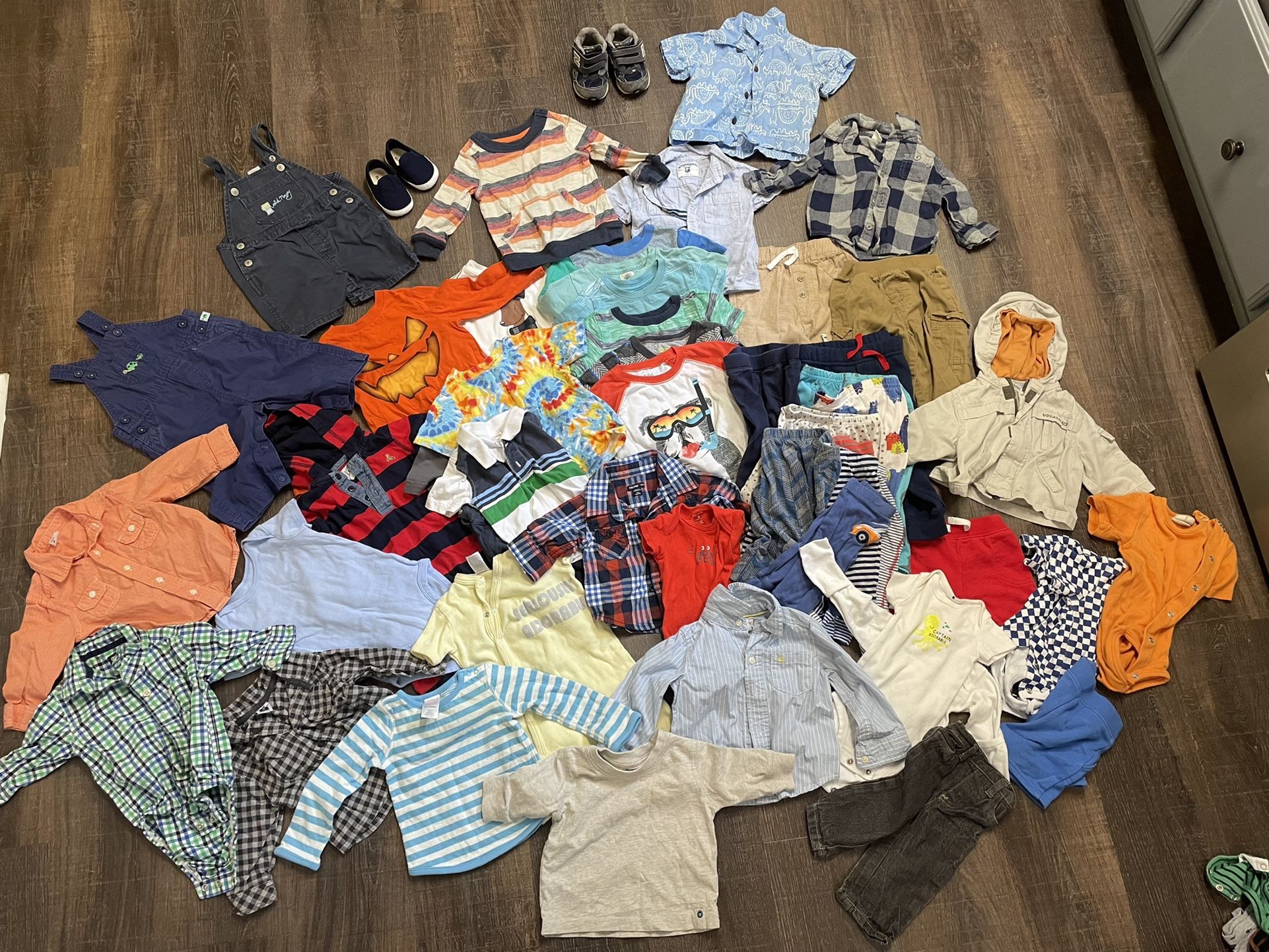 HUGE baby Boy Clothing Lot 