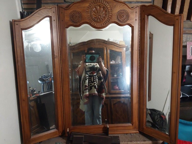 Large 3 Panel Mirror