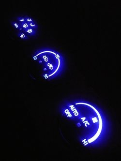 03 - 05 350Z Climate Controls w/ RGBW Bluetooth Color Change