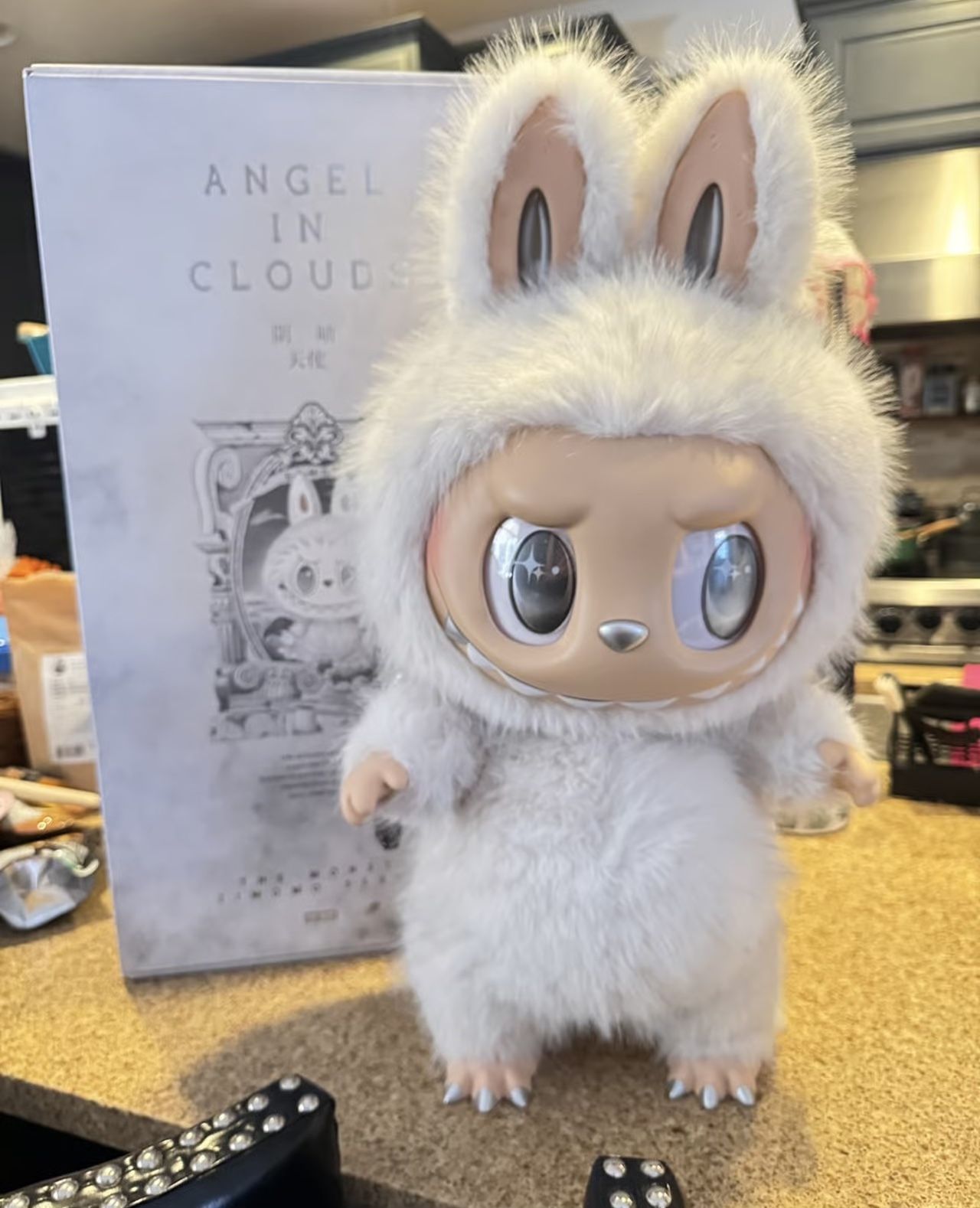 ZIMOMO- Angel in cloud