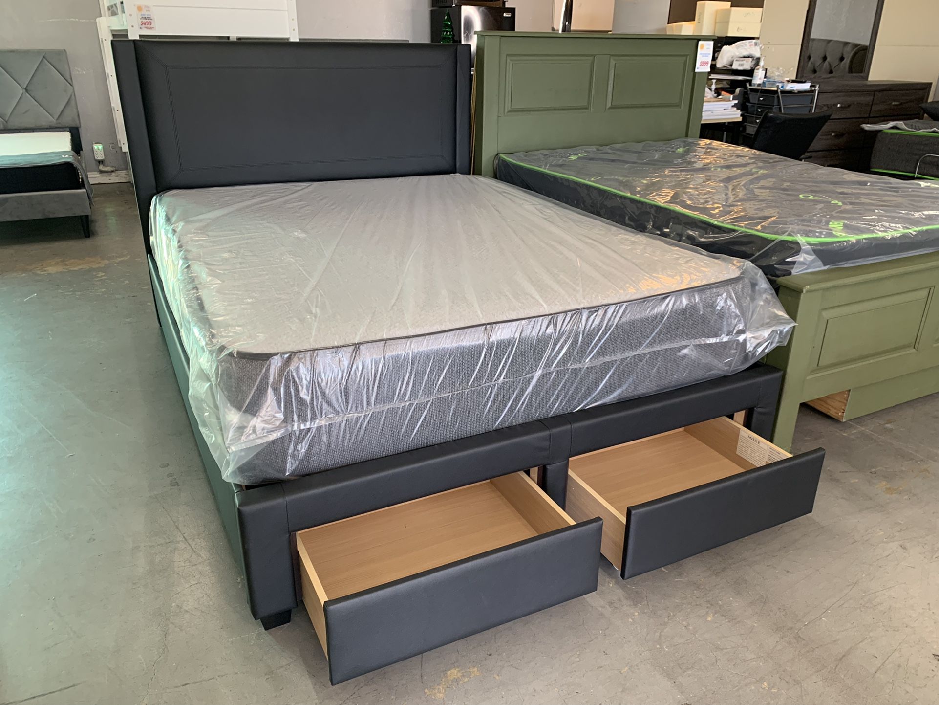 Queen Size Platform Storage Bed 