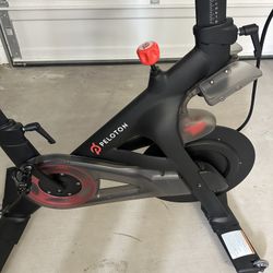 Like New Peloton