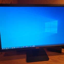 Dell Computer Monitor 22 x 15 Inches