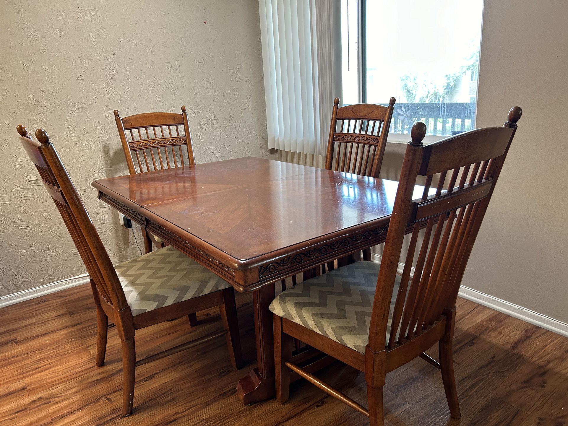 Dining Table With Six Chairs 
