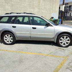 Subaru outback 2006