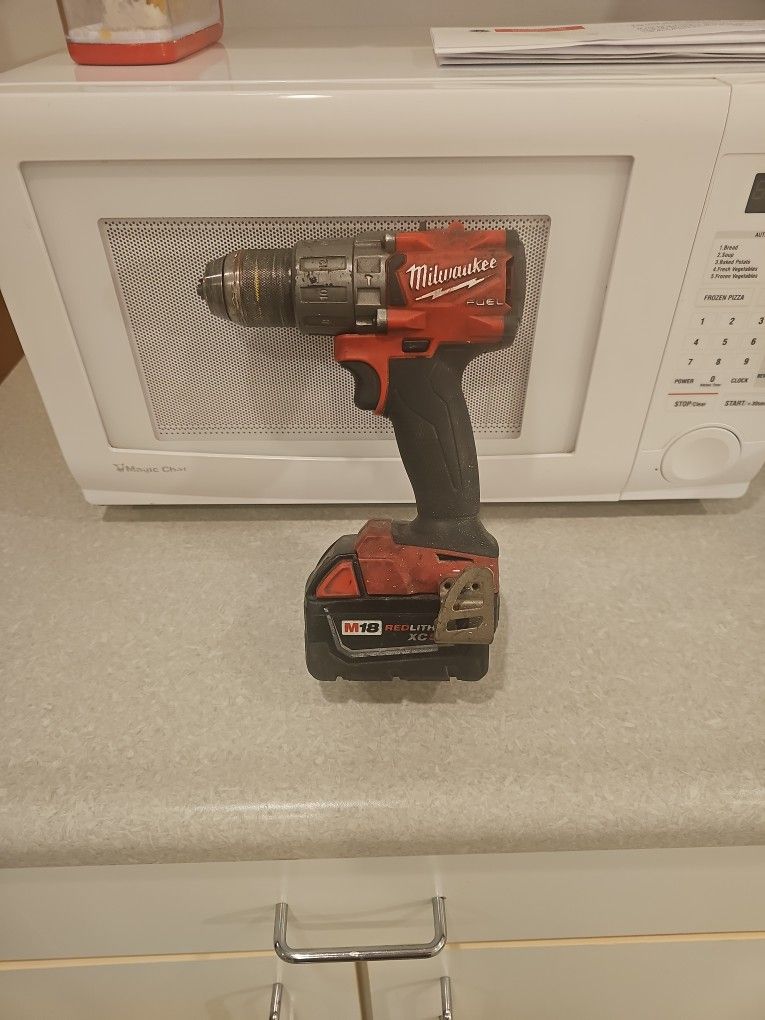 Milwaukee M18 Hammer Drill