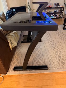 Z-Shape Gaming Desk