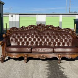9 Ft Ornate / Victorian Style Sofa