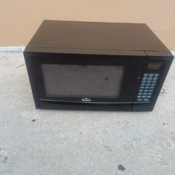 Microwave RIVAL 900 WATTS