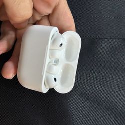 Apple AirPods Pro 3 wireless latest model
