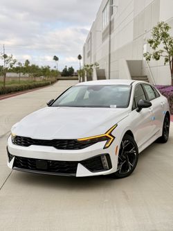 2025 KIA K5