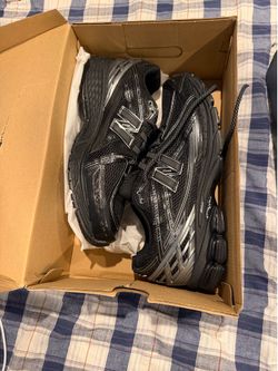 New Balance Shoes Black Size 12 Brand New 1906R
