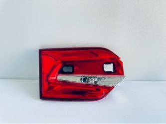2018-2024 Honda Odyssey Left Side Halogen w/led Inner Trunk Lift-gate Tail Light OEM (216)