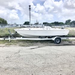 19ft Paramount Boat 
