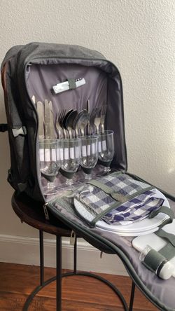 Picnic Backpack Set with Cutlery and Glasses
