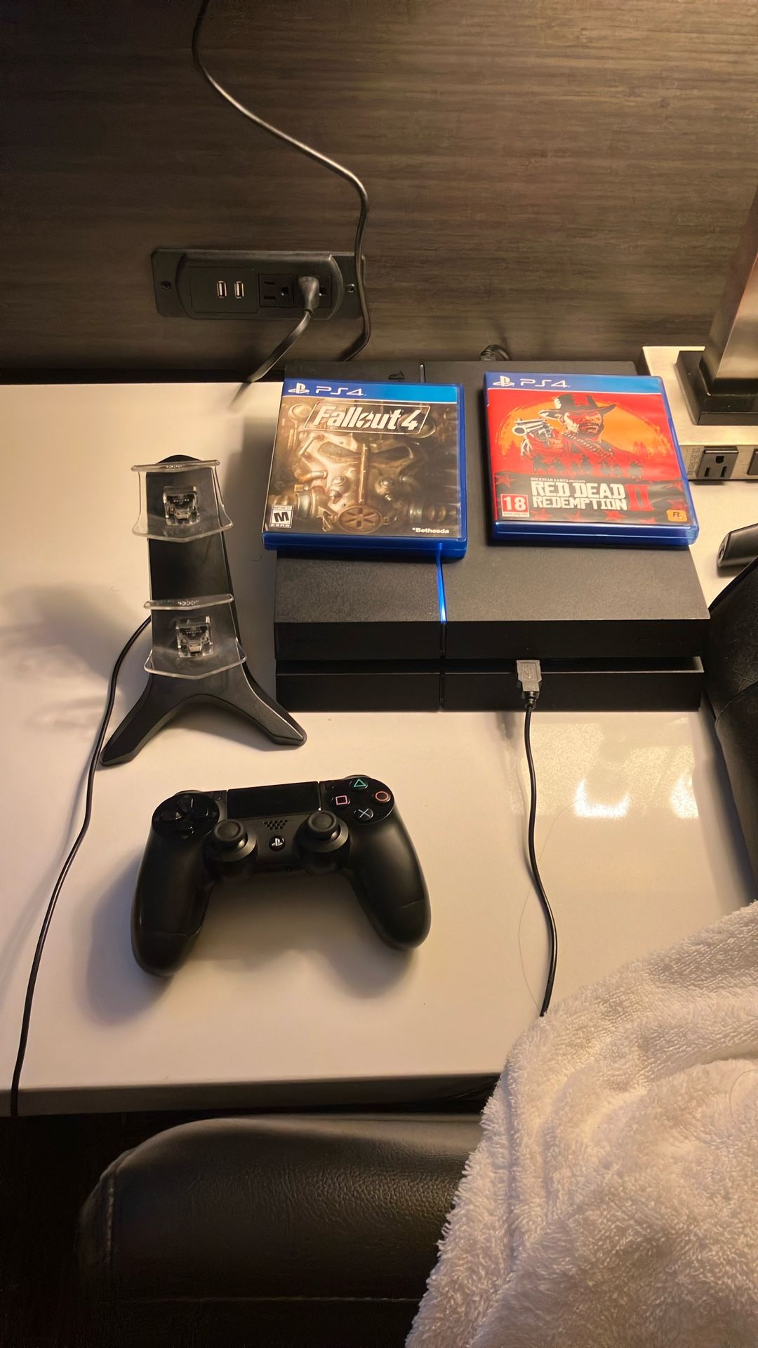 PS4