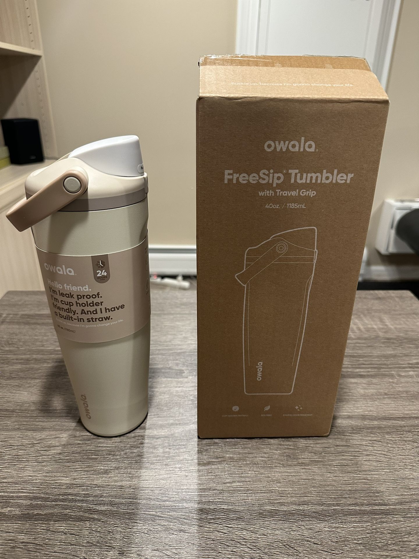 Brand New Owala FreeSip Sway 40 oz – Lightly Toasted Beige Color – Never Used! 🌾