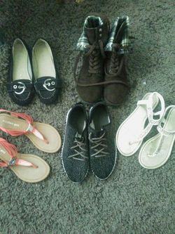 Girl shoes