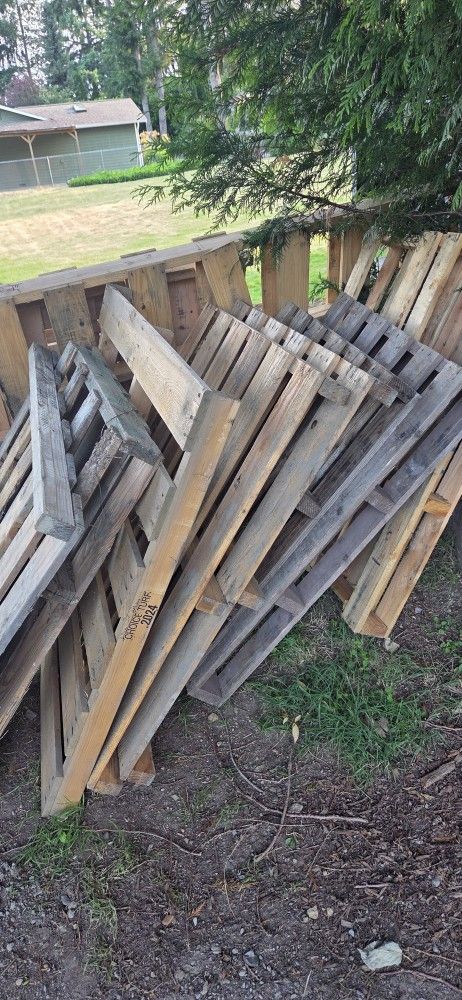 Free Pallets