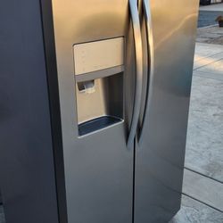 Frigidaire Refrigerator