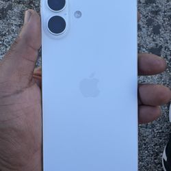 iPhone 16 plus 256 $485