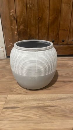 Planter/vase
