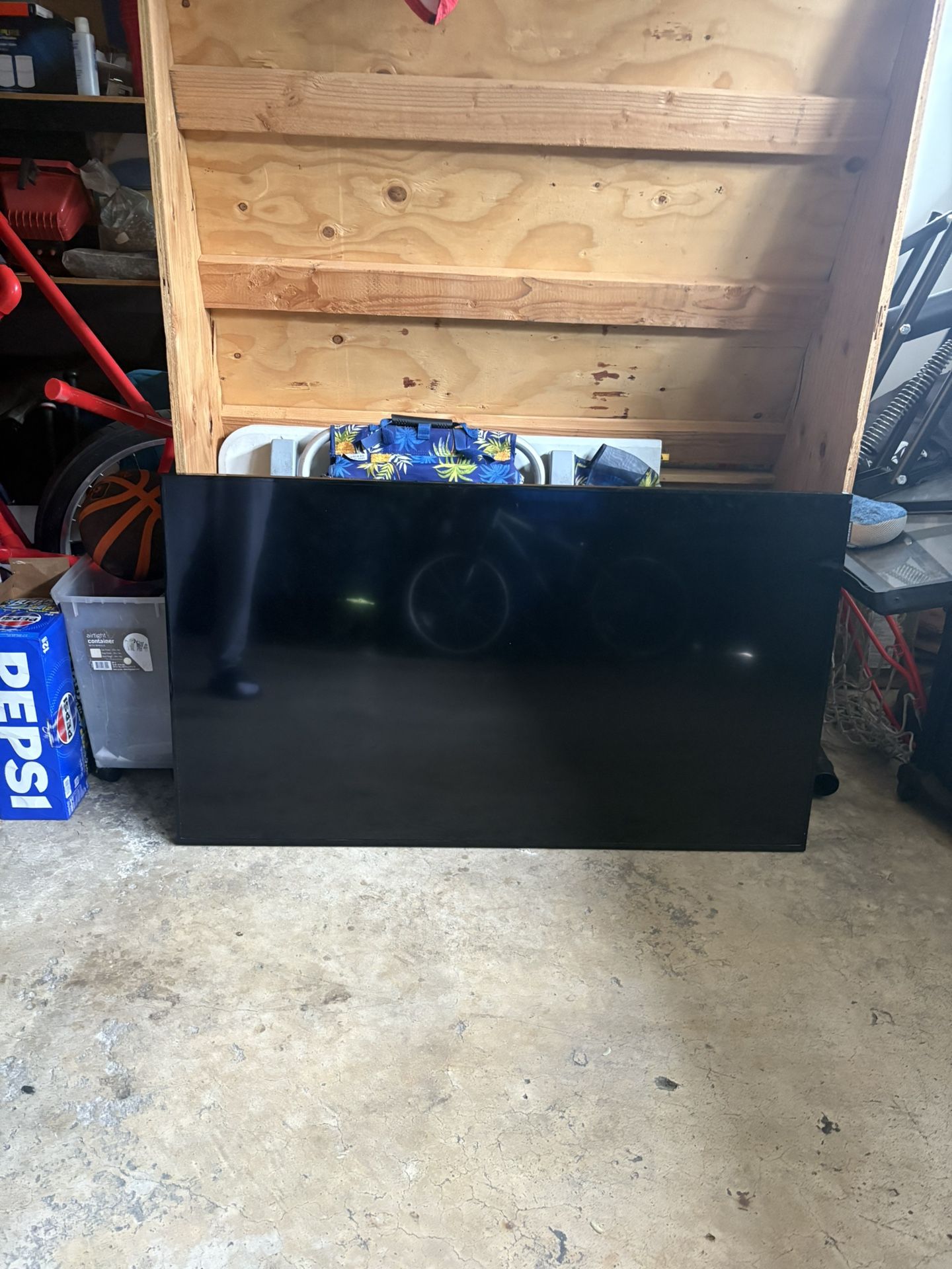 Samsung TV - 48”