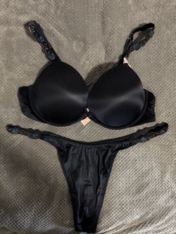 Black Lingerie Set Bra and Thong 36C/l