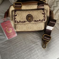 Woman Handbag ( New)