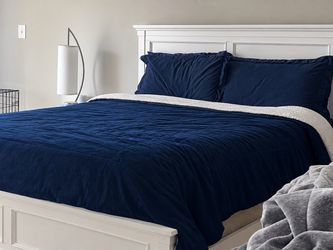 White Full Size Bed