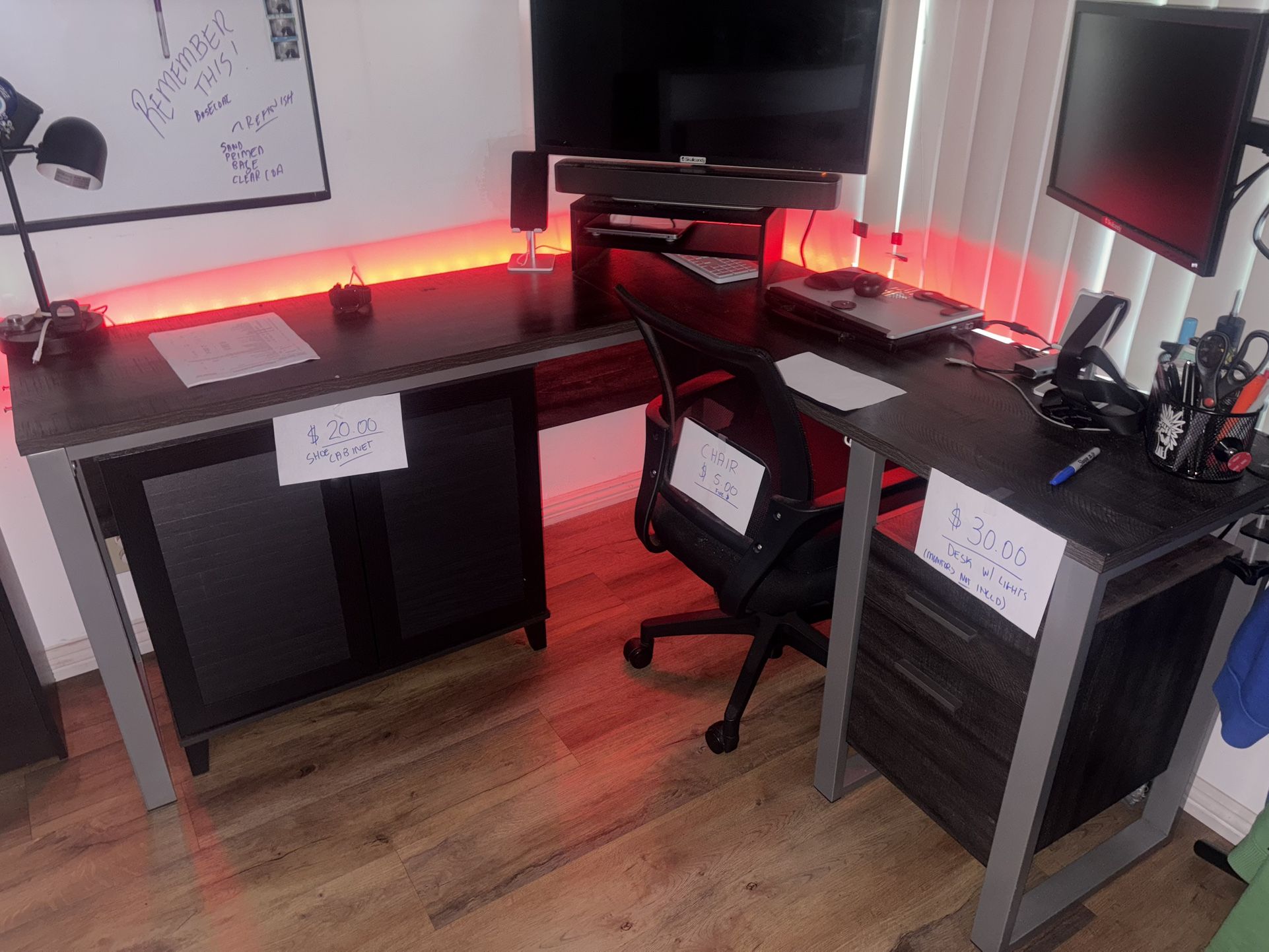 Corner Desk And Chair