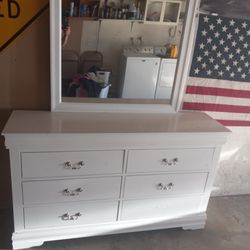 White Dresser With Night Stand 