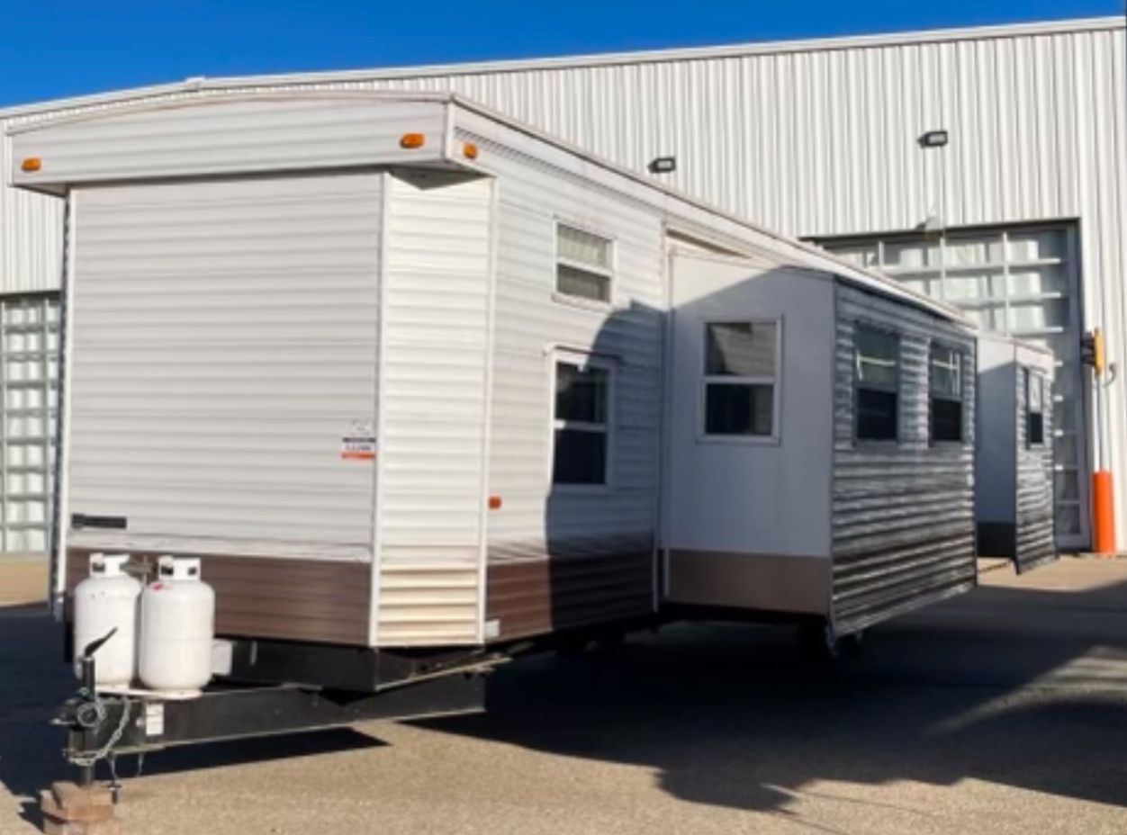 Trailer Mobile